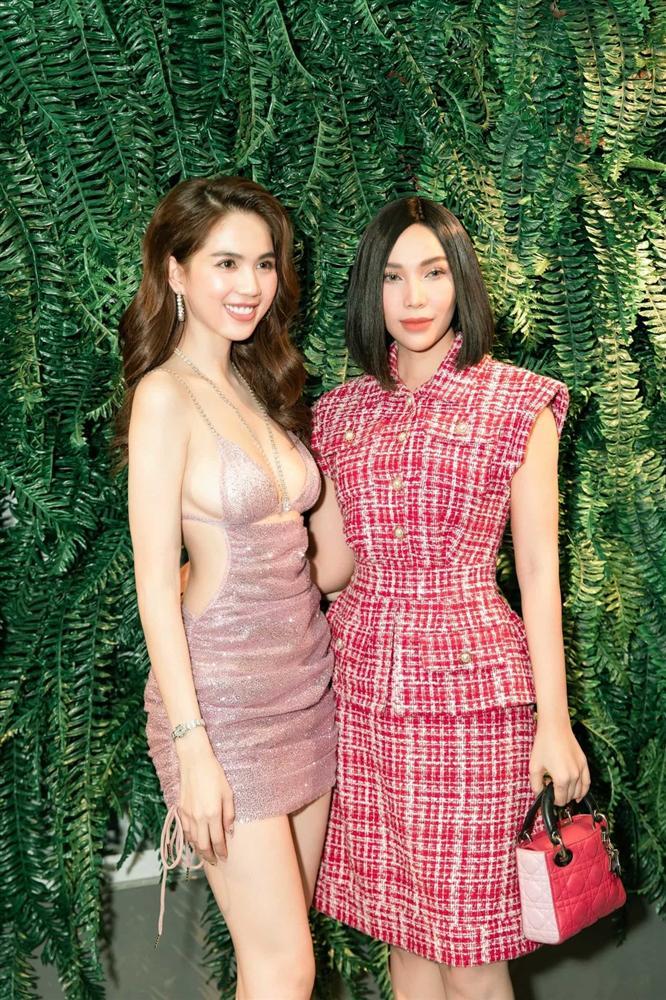 Mặt mộc của Mai Phương Thúy, Ngọc Quyên và những pha họa mặt hết vía-3