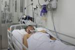 Tiết lộ sốc về phí điều trị cho hai chị em ruột ở Long An ngộ độc pate Minh Chay: 40 ngày, điều trị gần 1 tỷ đồng-3