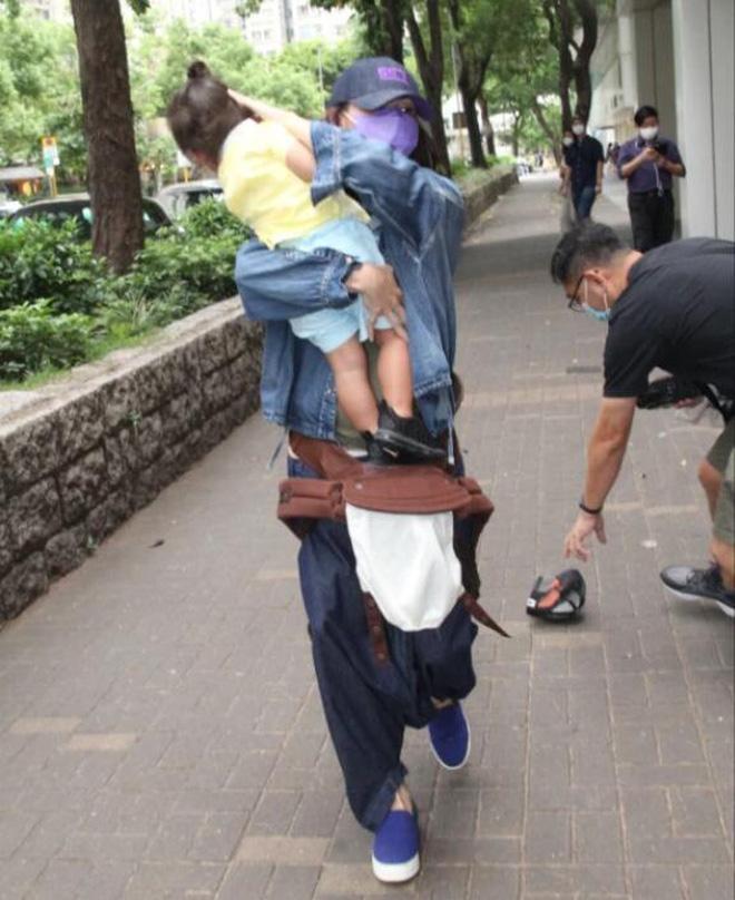 HOT: Trương Bá Chi chính thức lên tiếng về nghi vấn mang thai lần thứ 4-2