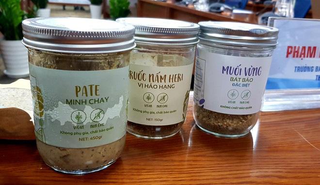 Tiết lộ sốc về phí điều trị cho hai chị em ruột ở Long An ngộ độc pate Minh Chay: 40 ngày, điều trị gần 1 tỷ đồng-1