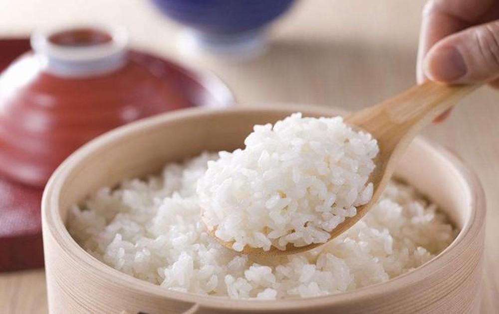 Duy trì thói quen này khi nấu cơm, không những chất dinh dưỡng bị mất hết mà khả năng gây ung thư cao-1