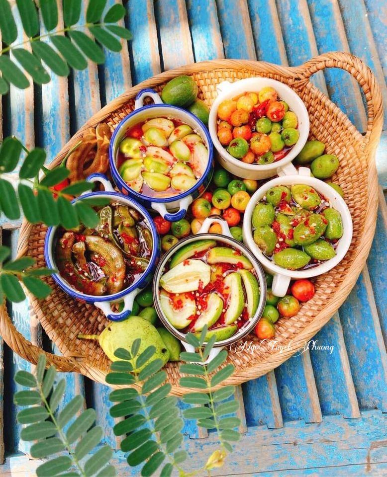 Chảy nước miếng với các loại trái cây ngâm chua ngọt ăn liền của gái đảm Bình Dương-5