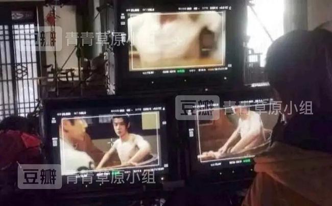 Hữu Phỉ: Lộ ảnh Vương Nhất Bác tắm bồn, khoe cơ bắp và làn da trắng nõn nà hơn cả con gái-1