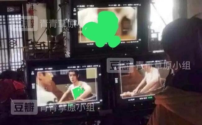 Hữu Phỉ: Lộ ảnh Vương Nhất Bác tắm bồn, khoe cơ bắp và làn da trắng nõn nà hơn cả con gái-2