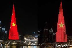 Quốc kỳ Việt Nam rực sáng trên tòa tháp cao nhất thế giới đúng Ngày Độc Lập 2/9