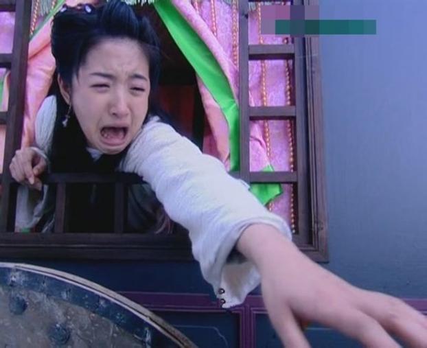 Cảnh khóc của Lâm Y Thần trong "Thiên Ngoại Phi Tiên" trông đáng sợ do quá xấu.