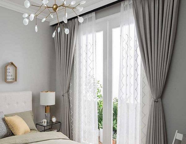 Treo rèm cửa đúng phong thủy, vận hạn tự qua, phúc lộc tự đến-1