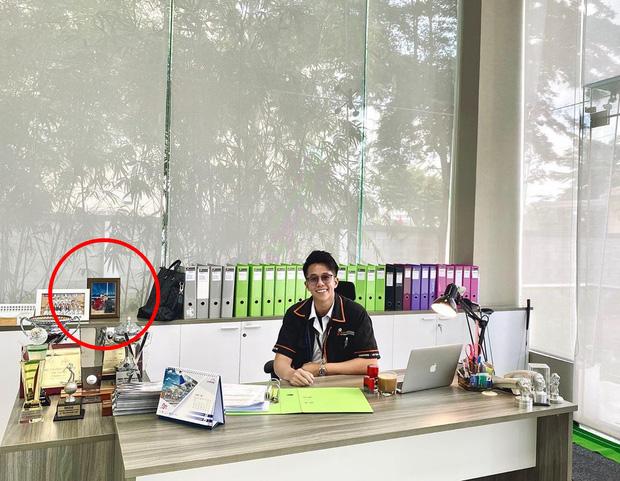 Bạn bè liên tục dò hỏi về góc làm việc lấp ló ảnh Hương Giang, Matt Liu liền có màn bẻ lái khéo léo-1