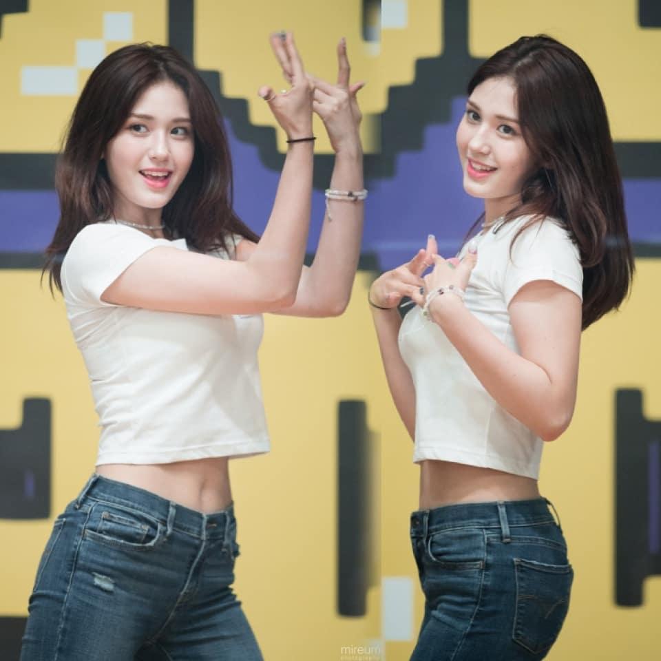 Body không khuyết điểm của 3 thần tượng 10X hot nhất xứ Hàn-3