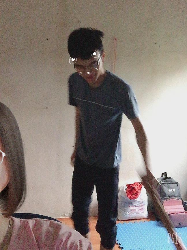 Bị bố mẹ bắt ra mắt người yêu, trai ế thâm niên thiết kế bạn gái 3D y chang người thật-6