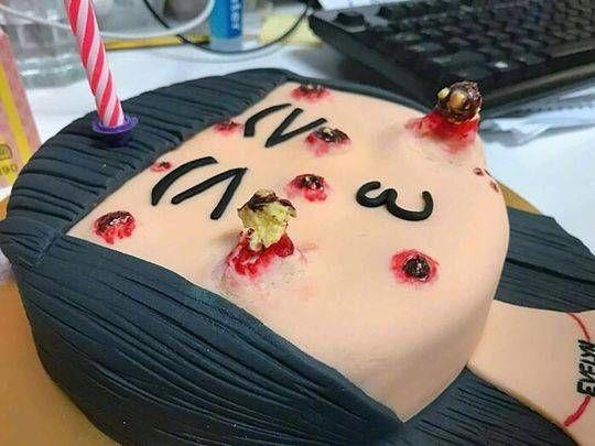 Những chiếc bánh sinh nhật bựa nhất thế giới hài hước troll bá đạo  VFOVN