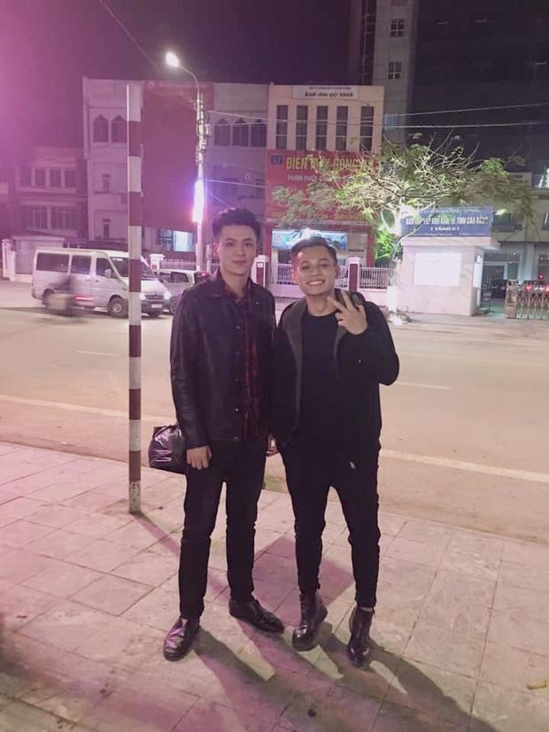 Độ Mixi đón loạt em dâu chỉ sau 1 đêm, hóa ra streamer có quả em họ đang hot ở hội trai đẹp-1