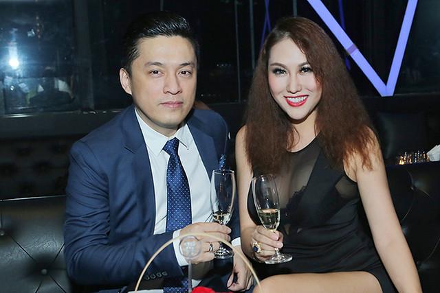 Lam Trường vã mồ hôi như tắm, phải thay áo vài lần vì ôm Phi Thanh Vân-4