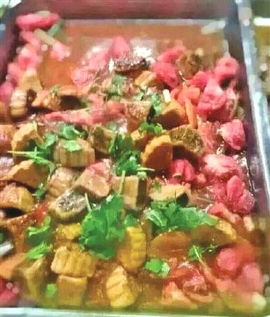 Điểm mặt các loại bánh trung thu trời ơi đất hỡi, cho tiền liệu có dám nếm thử?-4