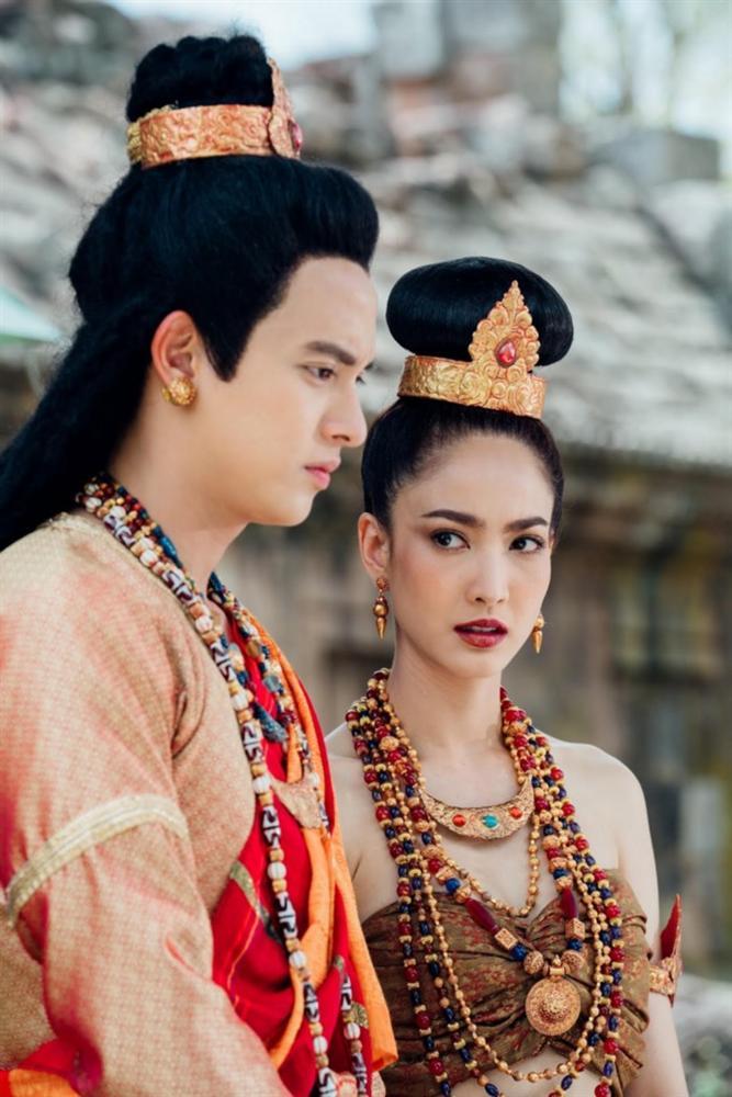 Fans phấn khích khi cặp đôi tài sắc James Jirayu và Taew Natapohn tái hợp-3