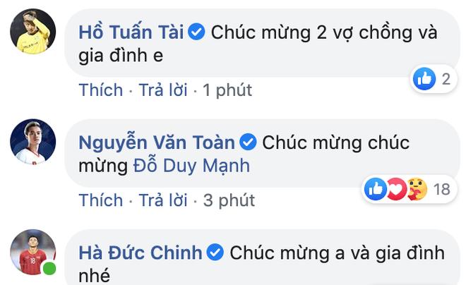 Bố vợ đại gia của Duy Mạnh khoe bế cháu mới sinh, caption ngắn mà chất chiếm ngay spotlight-2
