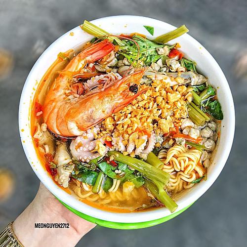 Kết hợp mì kiểu này, đảm bảo bát nào cũng hết sạch, húp bay cả nước-14