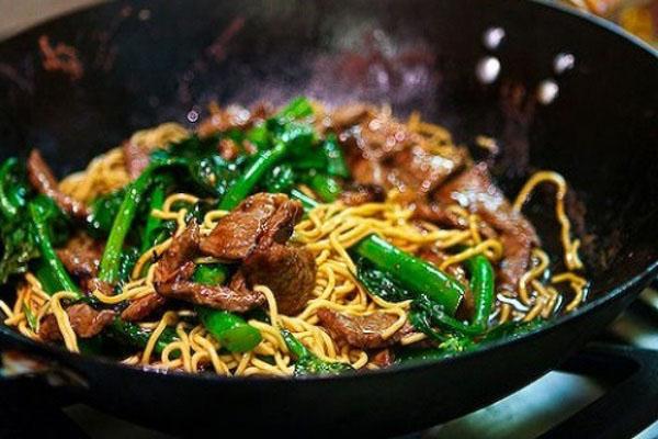 Kết hợp mì kiểu này, đảm bảo bát nào cũng hết sạch, húp bay cả nước-16