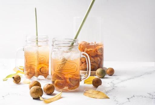 Tranh thủ tìm ăn sấu chín những ngày đầu thu Hà Nội-6