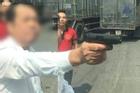 Xin vượt không được, tài xế rút súng dọa 'bắn vỡ sọ' người đi đường ở Bắc Ninh