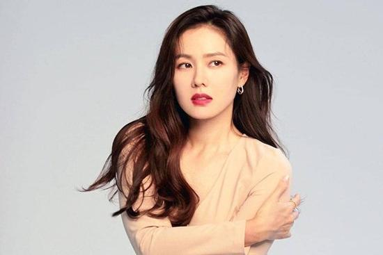 'Chị đẹp' Son Ye Jin ra sao trong ảnh không chỉnh sửa?