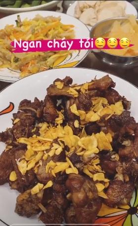 Mùa tựu trường, Tóc Tiên ra thủ đô ăn đã đời một loạt món ngon-6