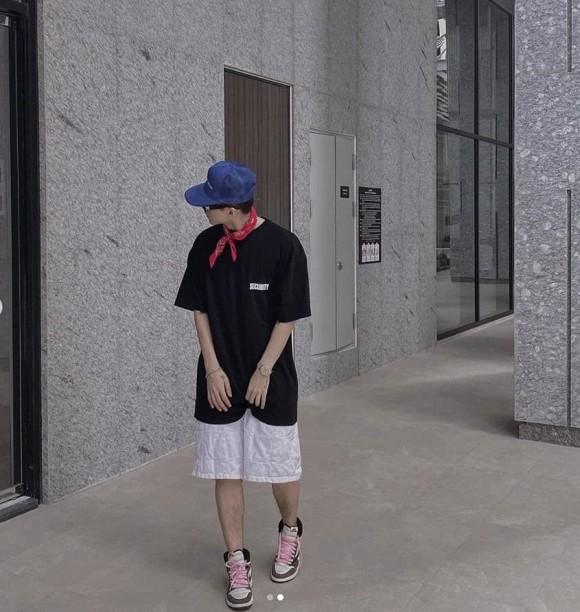 Đăng ảnh mới, Sơn Tùng M-TP lại bị soi diện đồ đôi với Thiều Bảo Trâm-2