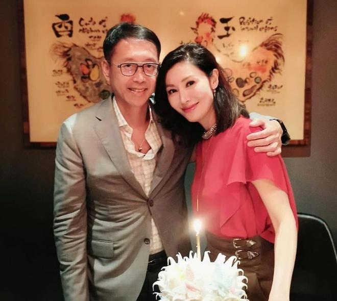 Hoa hậu Lý Gia Hân tiết lộ bí quyết giữ dáng ở tuổi 50-9