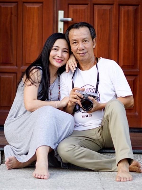 Cuộc sống bình yên của MC Quỳnh Hương ở tuổi 46-6