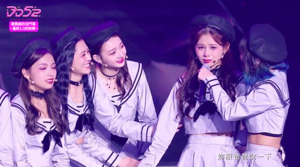 2 thí sinh gốc Việt vừa debut tại show tuyển girlgroup xứ Đài: Siêu xinh và tài năng nhưng xót xa nhất là cảnh đời mỗi người-6