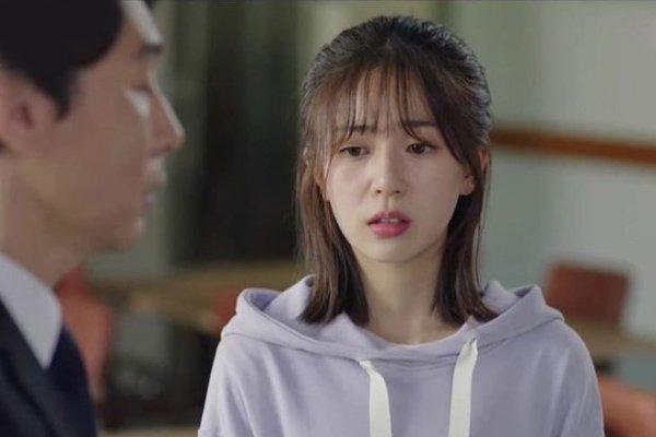 Chăm chỉ uống thuốc bổ vẫn sảy thai, tôi chết lặng biết chồng sắp cưới làm điều ghê tởm này-1