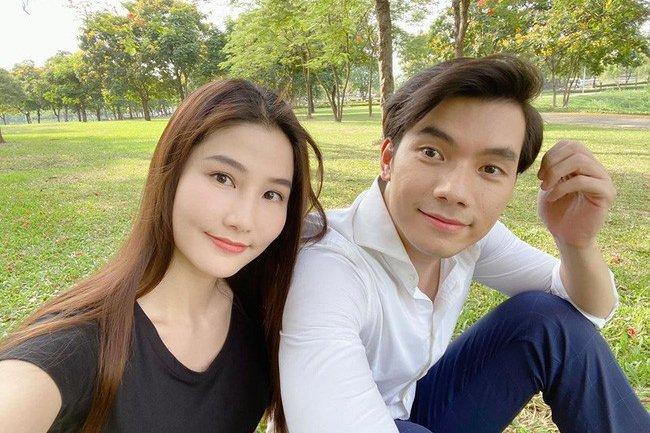 Diễm My bảo vệ Nhan Phúc Vinh trước nghi vấn cư xử không đẹp, cố tình lơ bạn diễn trên sóng trực tiếp-4