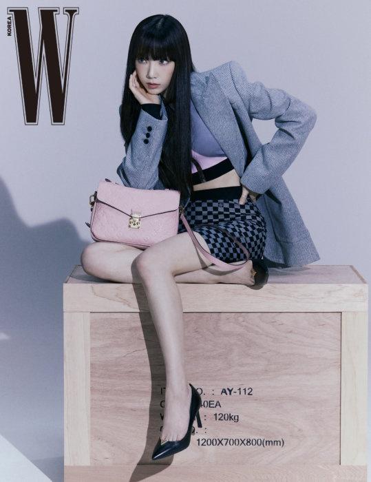 Taeyeon diện đồ Louis Vuitton 10.300 USD lên tạp chí-2