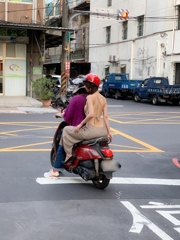 Những màn phơi phản lưng trần ra phố nhức nhối người xem-1