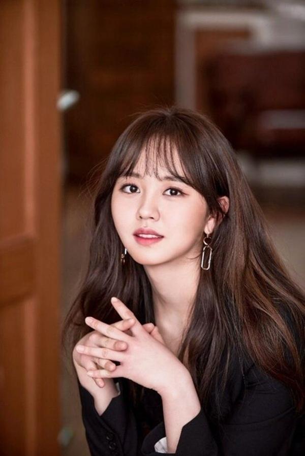 Bạn biết gì về ngọc nữ màn ảnh thế hệ mới Kim So Hyun?-1