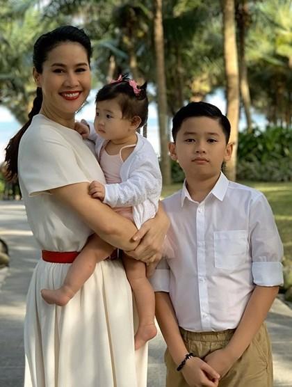 3 mỹ nhân Việt tên Hà: Người hôn nhân viên mãn, người làm mẹ đơn thân-10