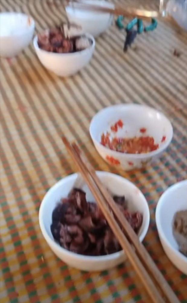 Loạt clip khoe chiến tích ăn cả tảng thịt sống câu follow phản cảm trên TikTok-7