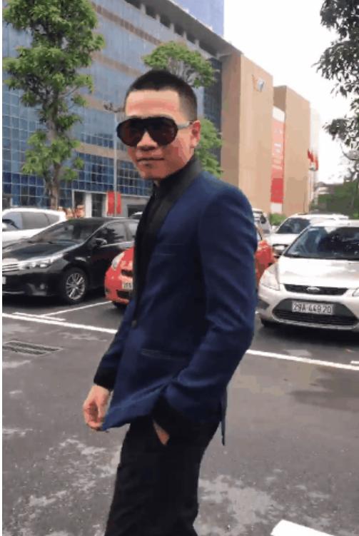 Wowy bay chuyến gấp nhất ra Hà Nội truy lùng người anh thất lạc Lại Văn Sâm-3