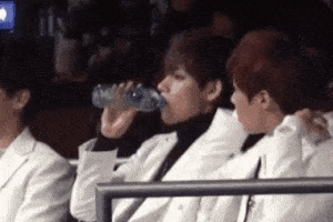 Loạt meme huyền thoại của ổ idols siêu lầy, trường tồn mãi mãi với thời gian-2