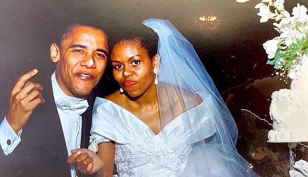 Vợ cựu Tổng thống Obama tiết lộ điều cực sốc về cuộc hôn nhân của mình, từng nghĩ nhiều đến hành động bạo lực-1