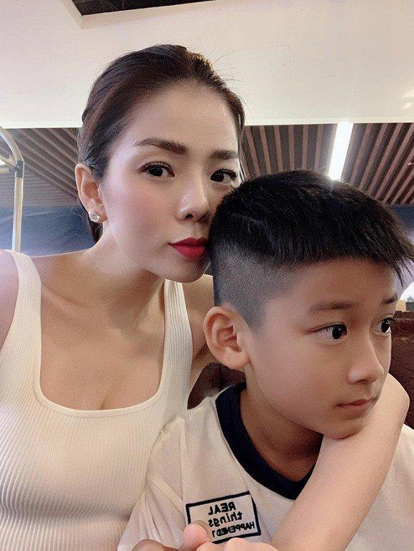 Đọ học phí tính hàng trăm triệu của cậu ấm cô chiêu nhà sao Việt-4