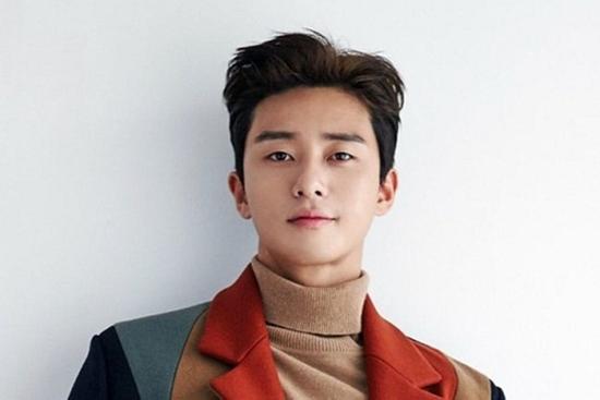 Park Seo Joon tiết lộ chiều cao cực 'khủng' từ ngày còn đi học