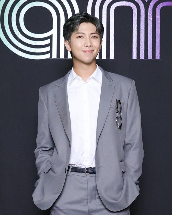 Vì sao netizens luôn là kẻ thua cuộc trong cuộc chiến xẻ thịt lột da BTS?-11