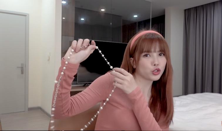 Thiều Bảo Trâm tiết kiệm mùa dịch bằng cách shopping hết hơn 150 triệu đồng-5