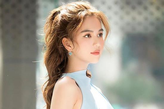 Loạt chi tiết cho thấy Ngọc Trinh đang rất 'khát' con