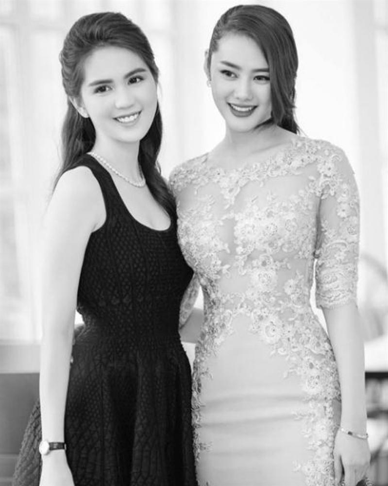 Ngọc Trinh bị lật tẩy chiều cao thật khi đứng cạnh Hương Giang-3