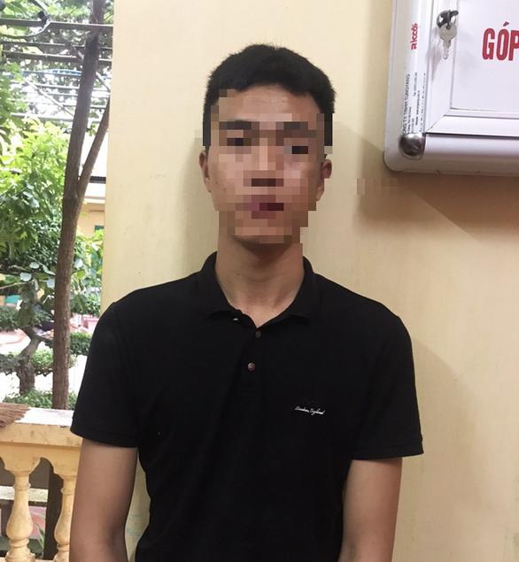 Nhận ra người quen trong clip nóng, tống tiền luôn-1