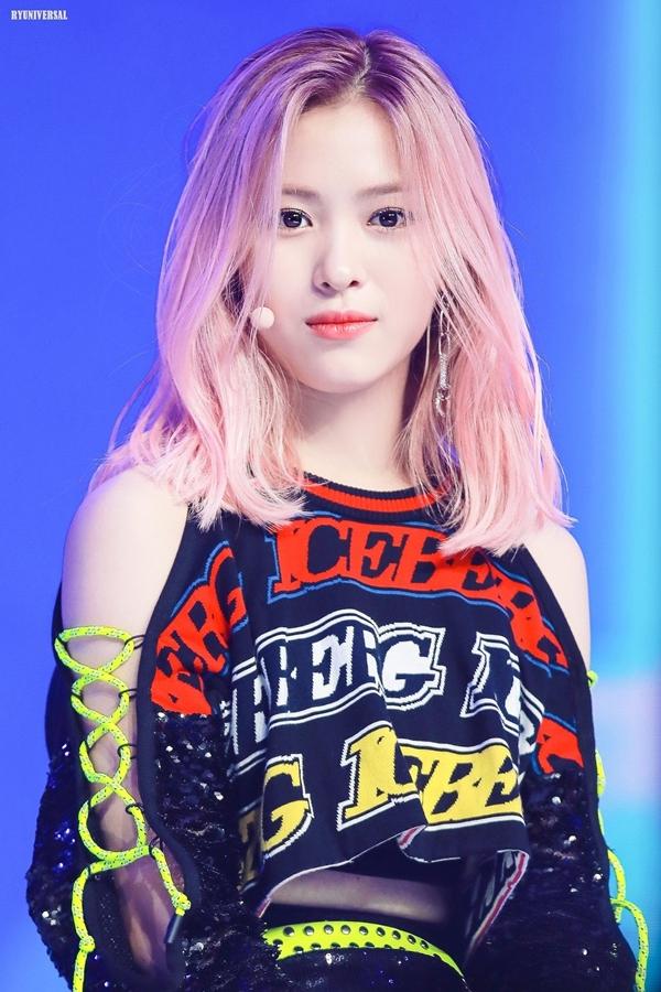 Sự tích ITZY khi debut dưới trướng JYP-6