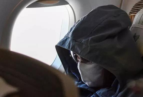 Du học sinh dương tính Covid-19 ở Hà Nội trước khi sang Pháp đã đi những đâu?-1