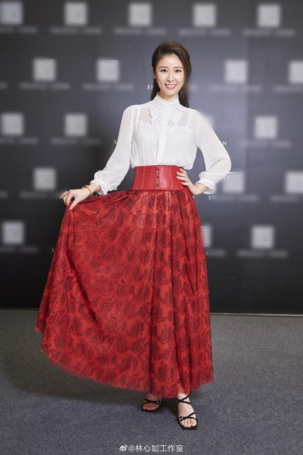 Lâm Tâm Như lộ làn da chảy xệ lão hóa khác xa ảnh photoshop-5